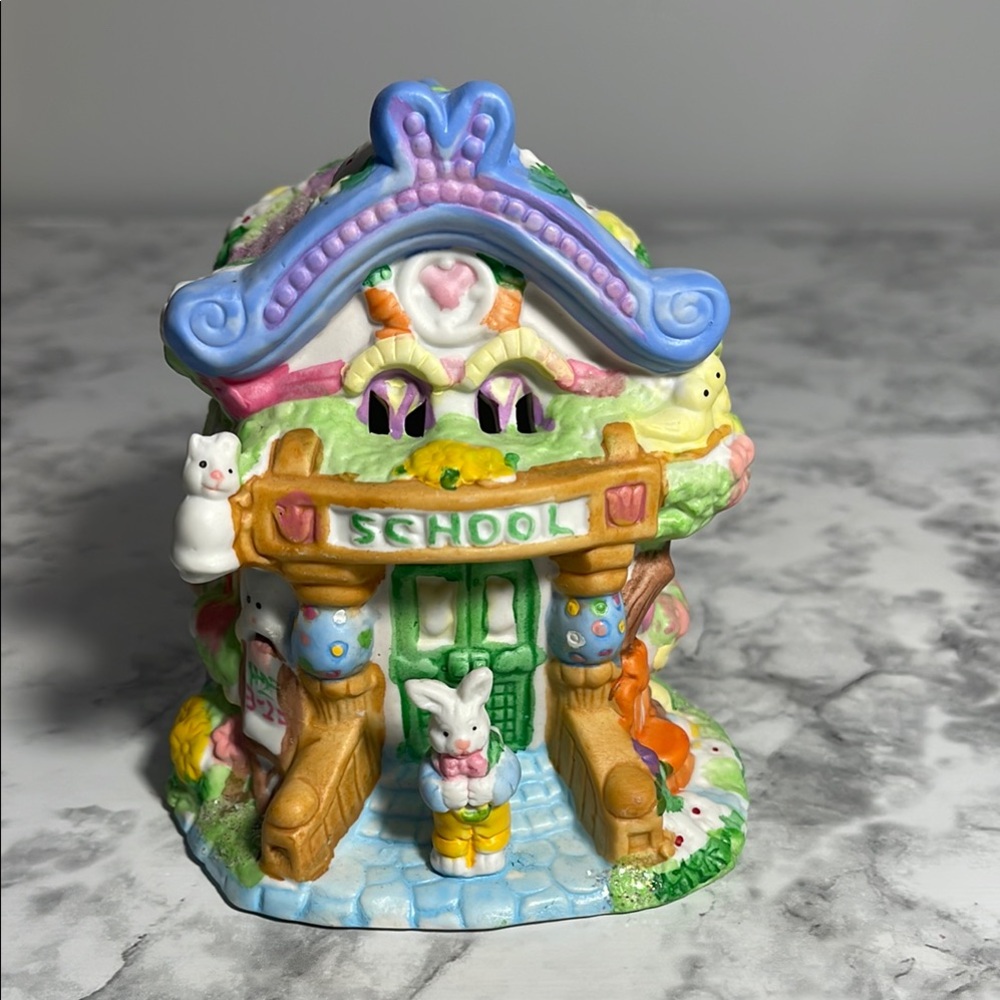 Vintage Hoppy Hollow Easter Schoolhouse Ceramic Decor 2002